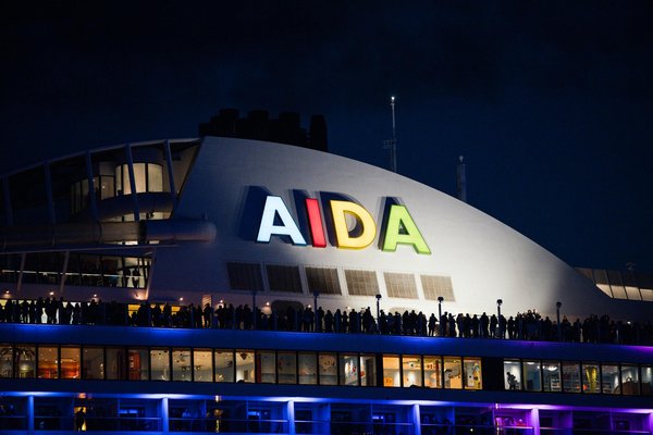 Où pratiquer le snorkeling au milieu des raies manta à Hawaii ?